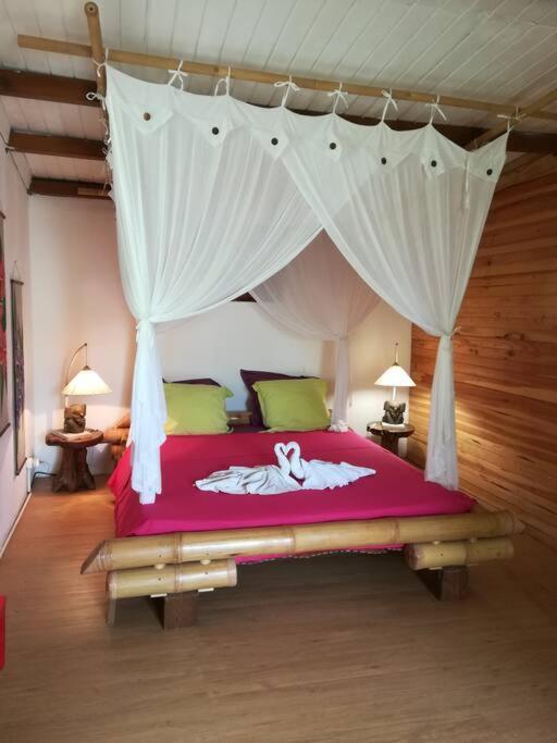 Bungalow Atypique Ti Bambou A 500M De La Plage サンタンヌ エクステリア 写真